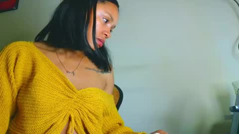 Snapshot of samary_thomas chatting on June 6, 2:49 am samary thomas online show from June 6, 2:49 am