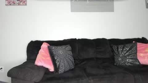 Snapshot of samatha1998 chatting on June 10, 1:50 am Yaya online show from June 10, 1:50 am