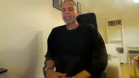 Snapshot of samcool67 chatting on January 21, 7:17 pm Sam online show from January 21, 7:17 pm