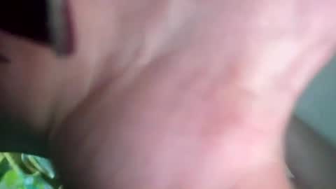 Snapshot of samdawg723718 chatting on July 13, 5:05 pm samdawg723718 online show from July 13, 5:05 pm