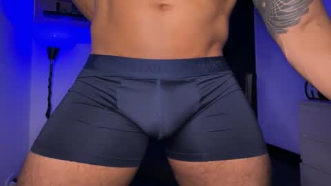 Sam Dornan online show from May 3, 2:06 am