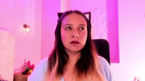 Snapshot of sami_1_8 chatting on May 23, 3:56 am Samy online show from May 23, 3:56 am