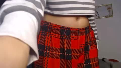 Tami  Gael online show from October 1, 1:33 am