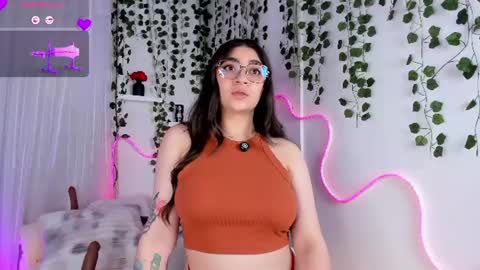Snapshot of samii_evanns chatting on June 28, 5:13 am Samii Evans online show from June 28, 5:13 am