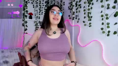 Snapshot of samii_evanns chatting on July 11, 5:21 am Samii Evans online show from July 11, 5:21 am