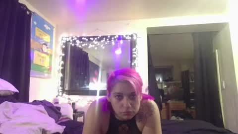 samiikayy online show from October 18, 4:37 am