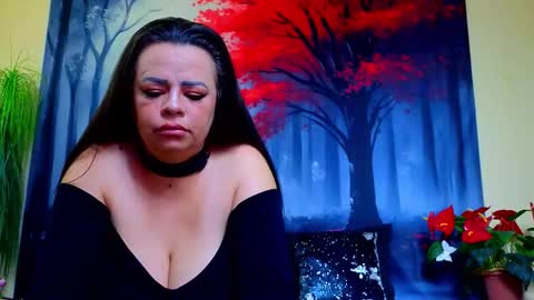     online show from November 3, 9:27 pm