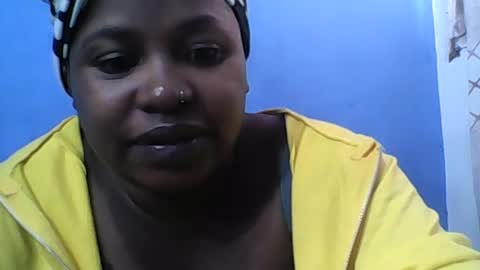 Snapshot of samirah_69 chatting on June 16, 7:44 am samirah_69 online show from June 16, 7:44 am