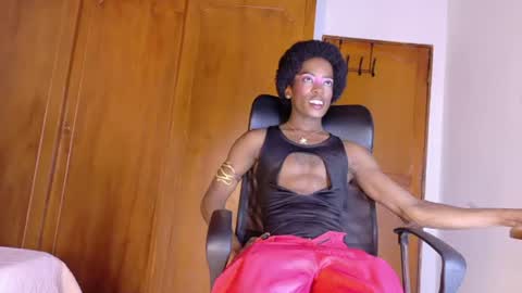 samirths_boy_ online show from June 17, 7:04 pm