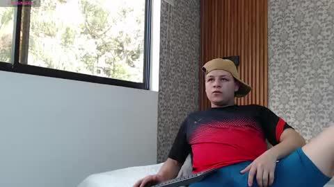 Sam online show from March 7, 7:33 pm