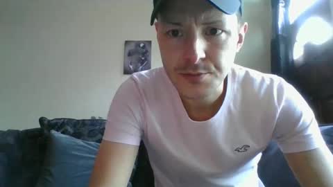 sexy lad looking for fun online show from February 2, 2:24 pm