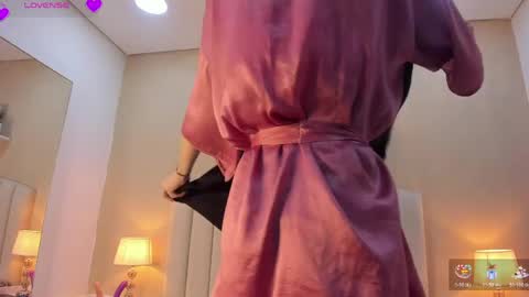 Snapshot of samm_angel chatting on June 1, 3:52 am samm_angel online show from June 1, 3:52 am