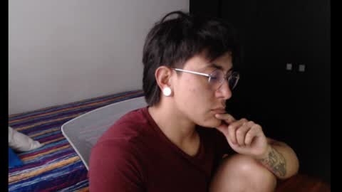 Snapshot of samm_ritch chatting on January 28, 10:45 pm Samy online show from January 28, 10:45 pm