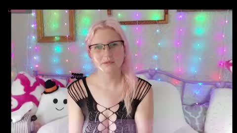 Snapshot of sammiesin13 chatting on July 6, 12:57 pm Samantha online show from July 6, 12:57 pm