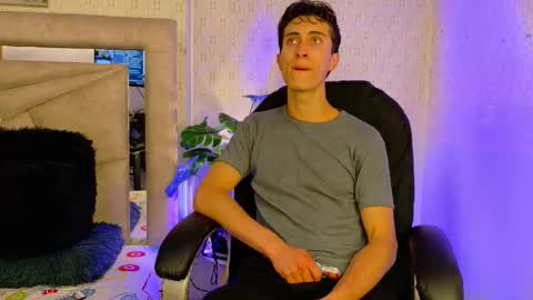 Sammy and Ithan online show from February 21, 11:22 am