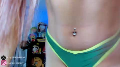 Snapshot of sammy_devinne chatting on April 19, 8:55 pm sammy devinne online show from April 19, 8:55 pm