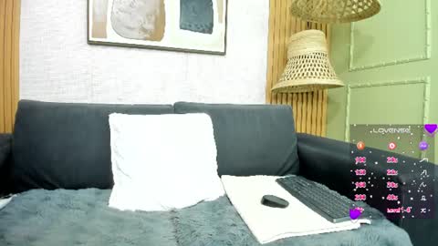 Snapshot of sammy_gray_ chatting on July 25, 12:47 pm Sammy online show from July 25, 12:47 pm