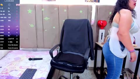 Snapshot of sammy_mature_ chatting on January 18, 3:42 am Sammy online show from January 18, 3:42 am