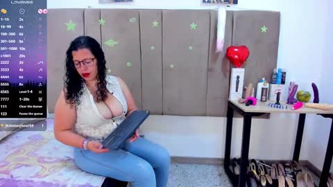 Snapshot of sammy_mature_ chatting on January 29, 1:48 am Sammy online show from January 29, 1:48 am