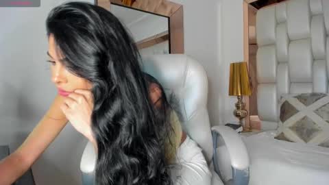 Snapshot of sammy_rios chatting on November 8, 5:12 pm Sammy online show from November 8, 5:12 pm