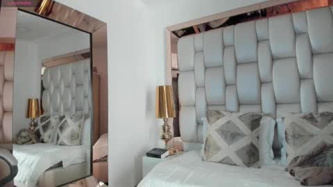 Snapshot of sammy_rios chatting on November 12, 5:13 pm Sammy online show from November 12, 5:13 pm