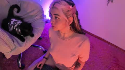   online show from January 4, 4:12 am