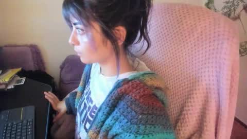   online show from October 8, 2:42 am