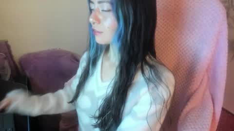   online show from February 3, 7:02 am