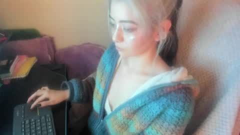 Snapshot of sammysammy_ chatting on May 27, 9:50 am online show from May 27, 9:50 am