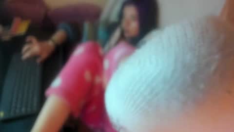 Snapshot of sammysammy_ chatting on August 7, 4:36 am online show from August 7, 4:36 am