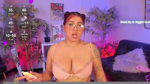 Sammy  online show from March 21, 8:41 am