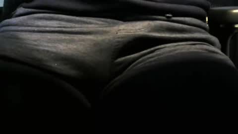 Snapshot of samsoncando1 chatting on March 13, 8:32 am samsoncando1 online show from March 13, 8:32 am