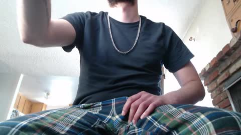 Snapshot of samthebully chatting on May 16, 9:24 pm SamTheBully online show from May 16, 9:24 pm