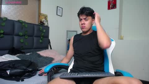 Snapshot of samuel_dark chatting on April 8, 3:06 am samuel_dark online show from April 8, 3:06 am