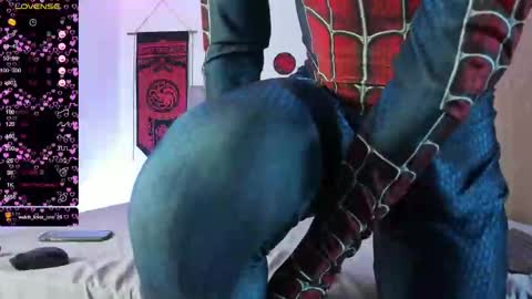 Snapshot of samuel_larssen chatting on December 15, 2:59 pm Christian Samuel online show from December 15, 2:59 pm