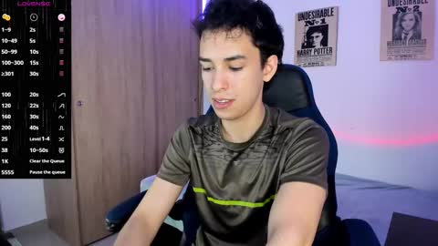 Snapshot of samuel_larssen chatting on March 1, 1:11 am Christian Samuel online show from March 1, 1:11 am