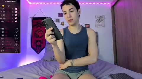 Snapshot of samuel_larssen chatting on March 2, 2:21 pm Christian Samuel online show from March 2, 2:21 pm