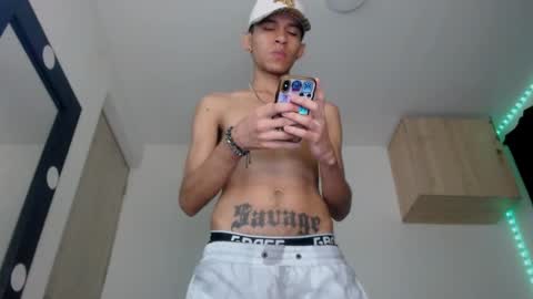   online show from December 3, 6:37 am