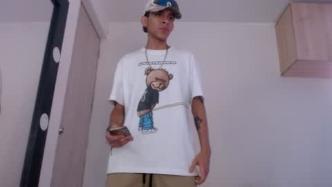   online show from December 7, 9:00 pm