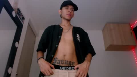   online show from December 10, 4:34 am