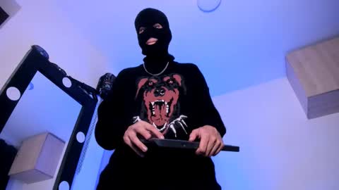   online show from September 20, 10:16 am