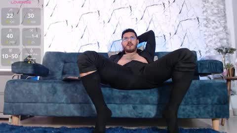 Snapshot of samuelcoopper chatting on September 30, 1:49 pm  Samuel Coopper  online show from September 30, 1:49 pm