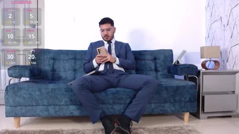Snapshot of samuelcoopper chatting on October 12, 12:59 pm  Samuel Coopper  online show from October 12, 12:59 pm