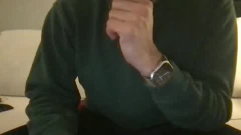 Snapshot of samwise2418 chatting on November 30, 5:33 am Sam W dick strip tease online show from November 30, 5:33 am