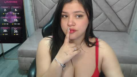 Samy online show from April 10, 1:38 pm