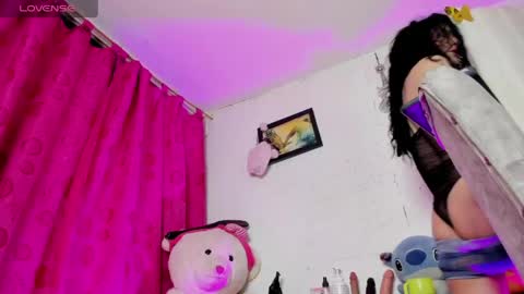 Snapshot of samy_ice chatting on May 19, 11:00 pm samy_ice online show from May 19, 11:00 pm