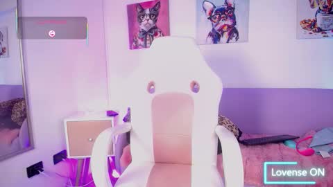 Snapshot of samy_jhomson chatting on December 16, 4:28 am Sammy online show from December 16, 4:28 am