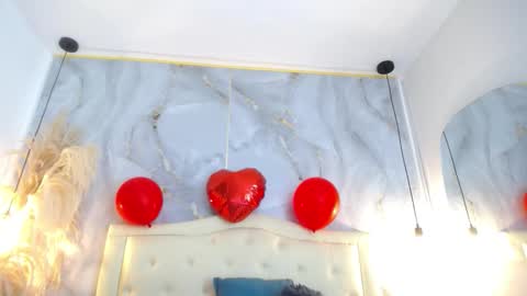 S A M A N T H A  online show from February 14, 11:29 am