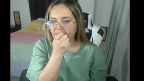 Snapshot of samy_vsn chatting on March 5, 3:51 am samy_vsn online show from March 5, 3:51 am