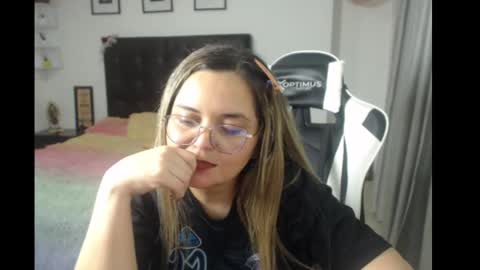 Snapshot of samy_vsn chatting on March 12, 12:42 am samy_vsn online show from March 12, 12:42 am